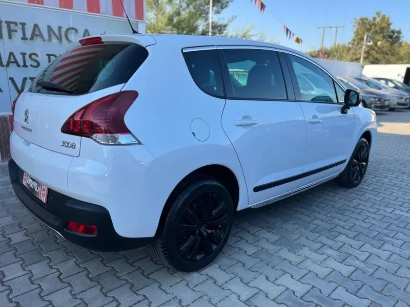 Peugeot 3008 1.6 BlueHDi Allure EAT6 J18, fotografia 11