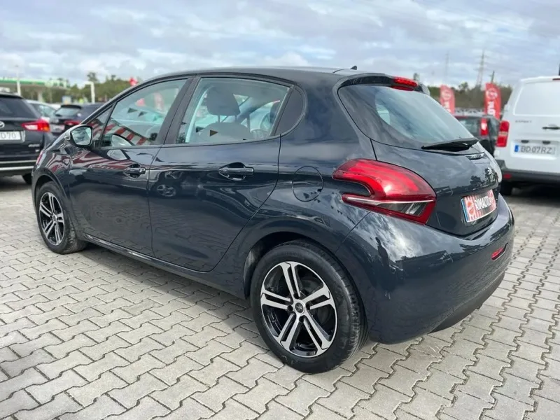 Peugeot 208 1.0 VTi Active, fotografia 12