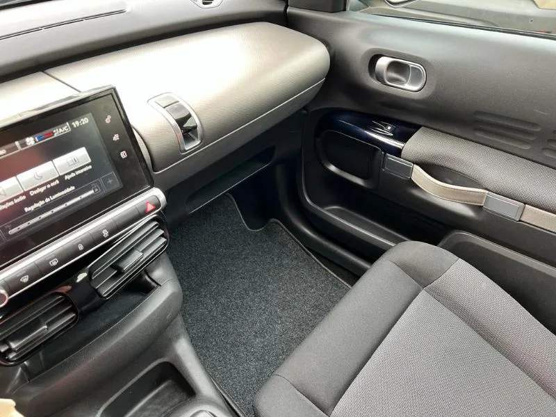 Citroën C4 Cactus 1.2 VTI FEEL ED. HELLO, fotografia 13