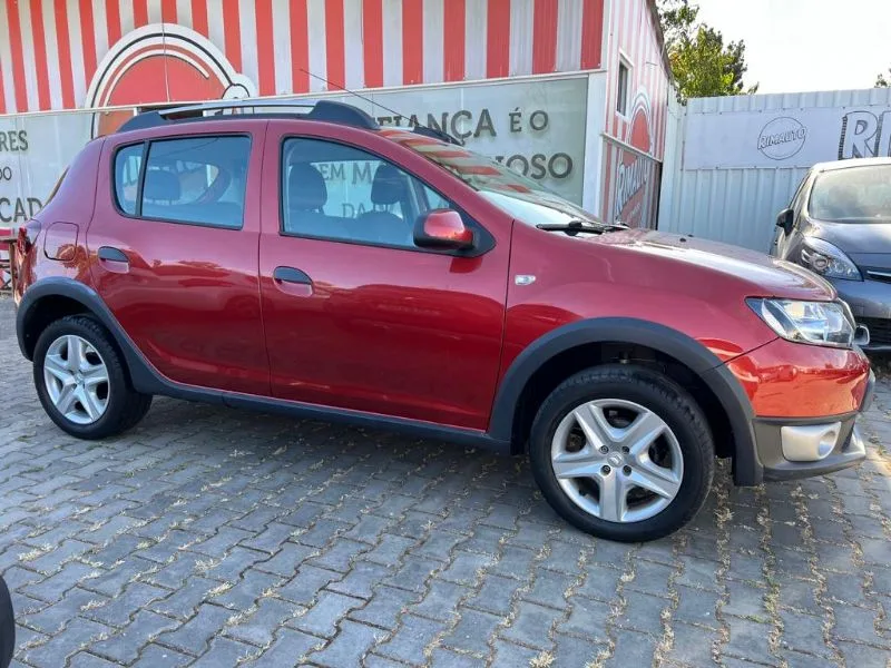 Dacia Sandero 0.9 TCE STEPWAY, fotografia 3