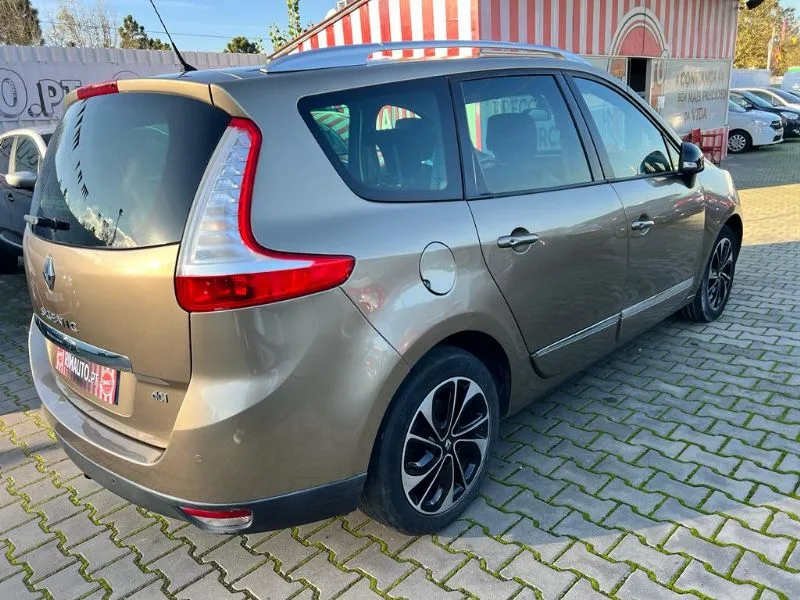 Renault Grand Scenic BOSE, fotografia 4
