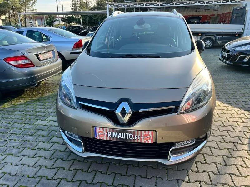 Renault Grand Scenic BOSE, fotografia 3