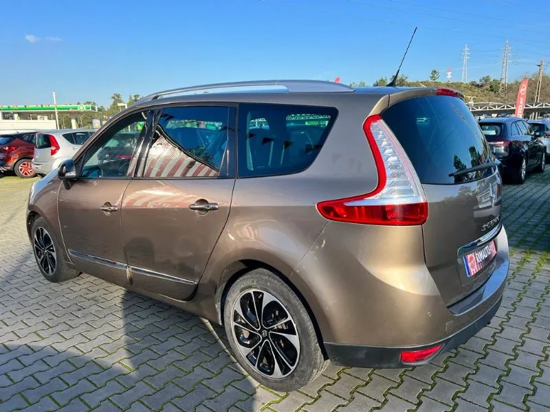 Renault Grand Scenic BOSE, fotografia 5