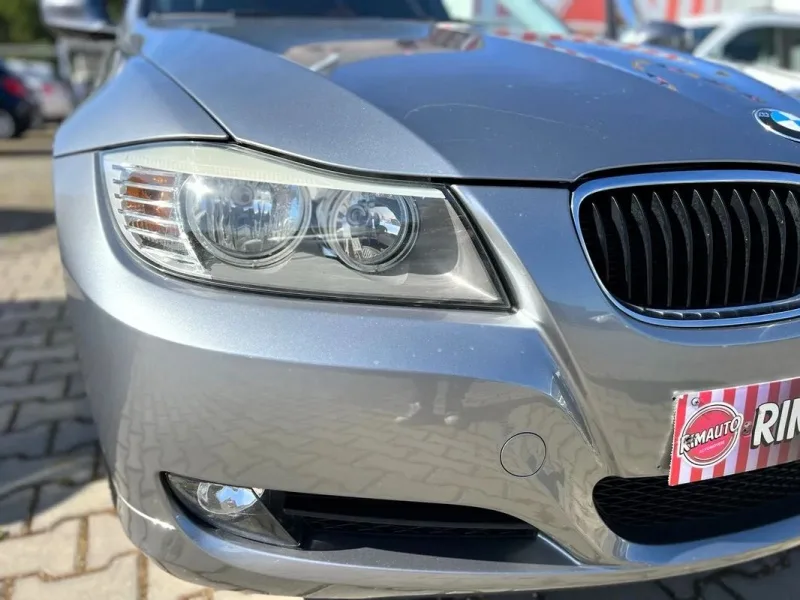 BMW 320 d EfficientDynamics Line Sport, fotografia 12
