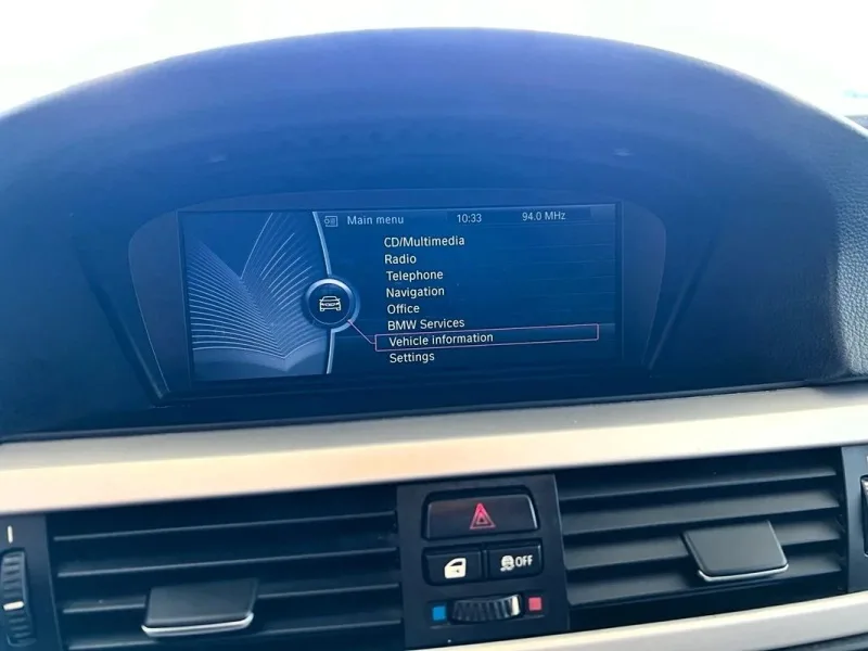 BMW 320 d EfficientDynamics Line Sport, fotografia 11