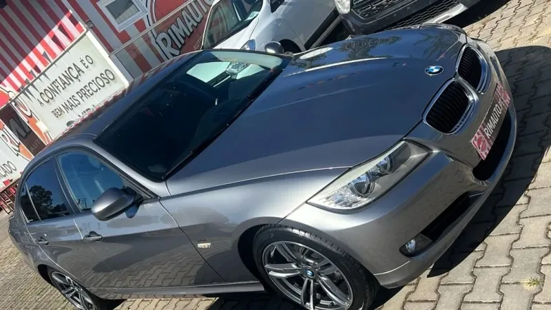 BMW 320 d EfficientDynamics Line Sport, fotografia 14