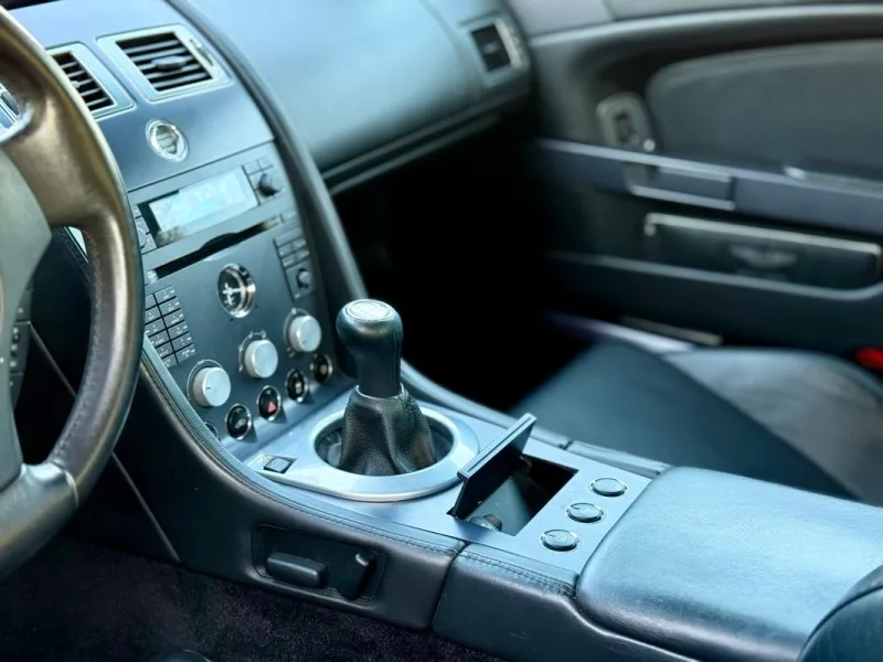 Aston Martin Vantage Coupe V8, fotografia 28