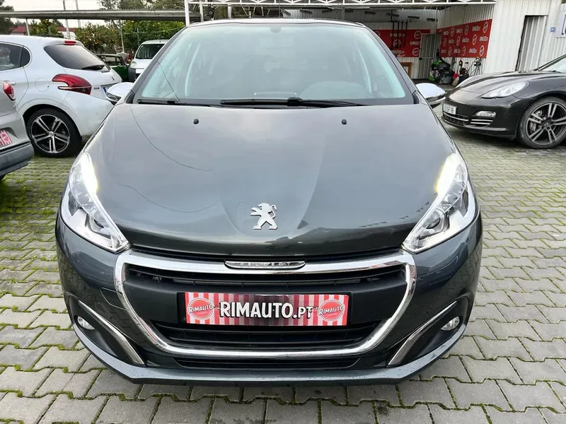 Peugeot 208 1.2 PureTech Style, fotografia 14