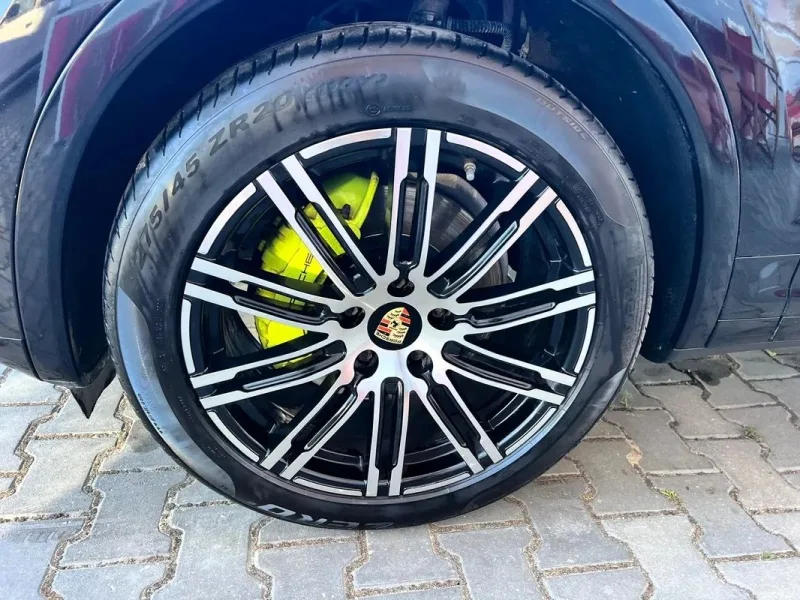 Porsche Cayenne S, fotografia 9