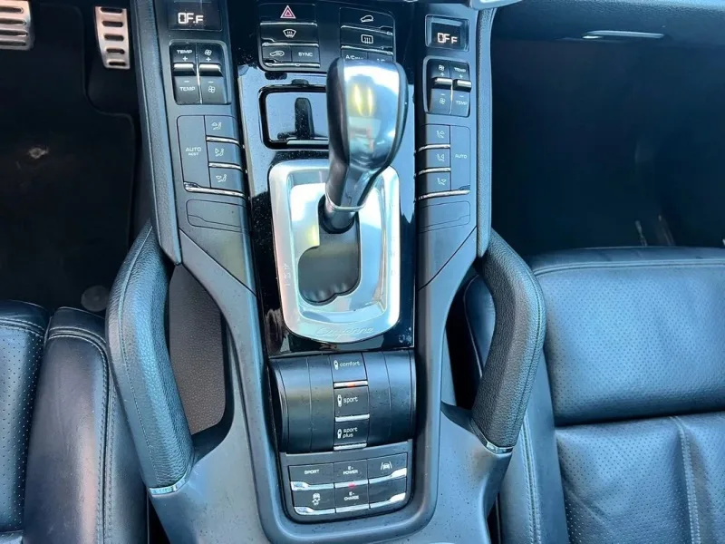 Porsche Cayenne S, fotografia 6