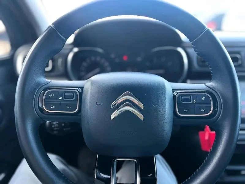 Citroën C3 1.2 PureTech Shine EAT6, fotografia 5