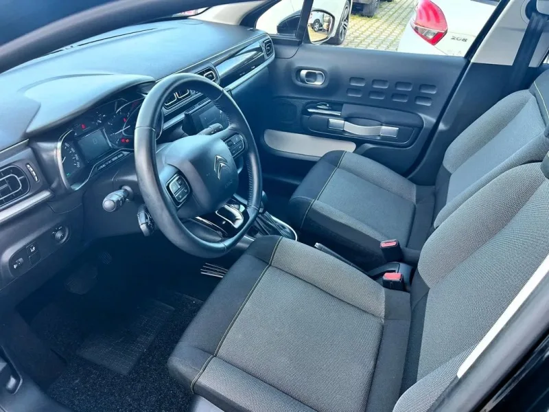 Citroën C3 1.2 PureTech Shine EAT6, fotografia 12