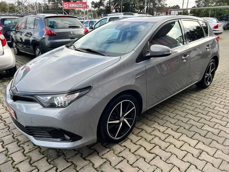 Toyota Auris 1.8 HSD Exclusive +TSS+Navi, fotografia 1