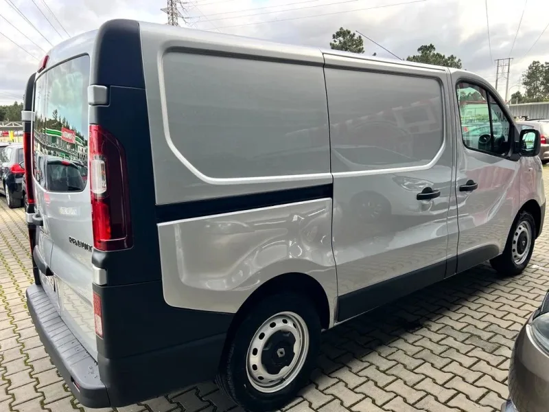 Renault Trafic trafic exclusive, fotografia 6