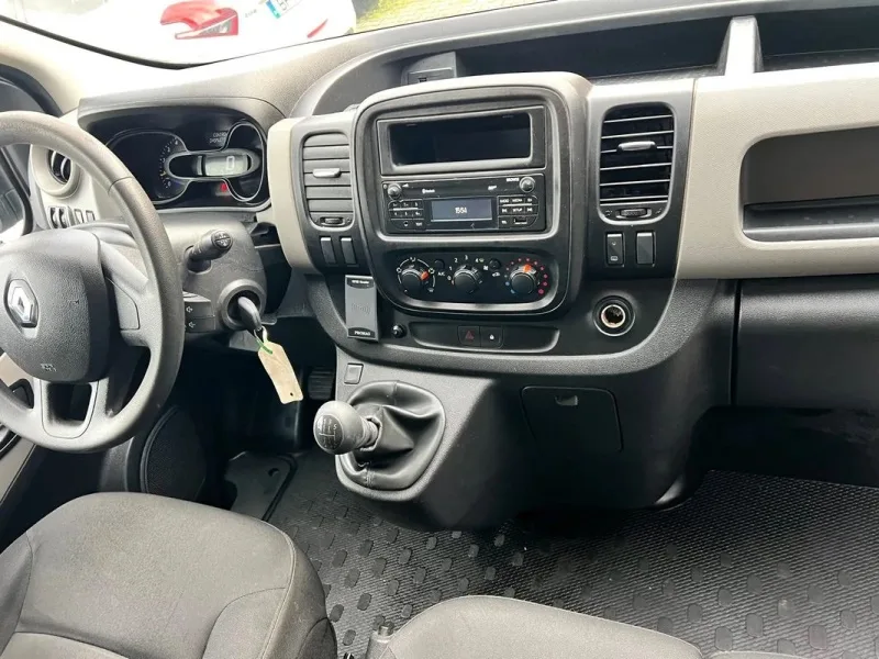Renault Trafic trafic exclusive, fotografia 9