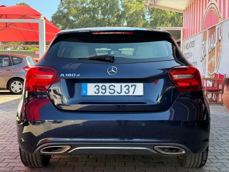 Mercedes Benz A 180 1.5, fotografia 10