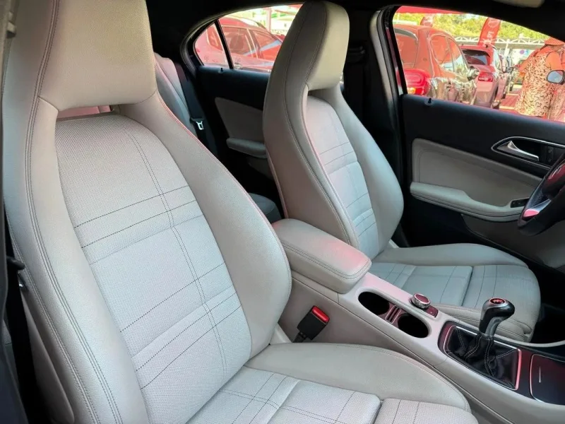 Mercedes Benz A 180 1.5, fotografia 11