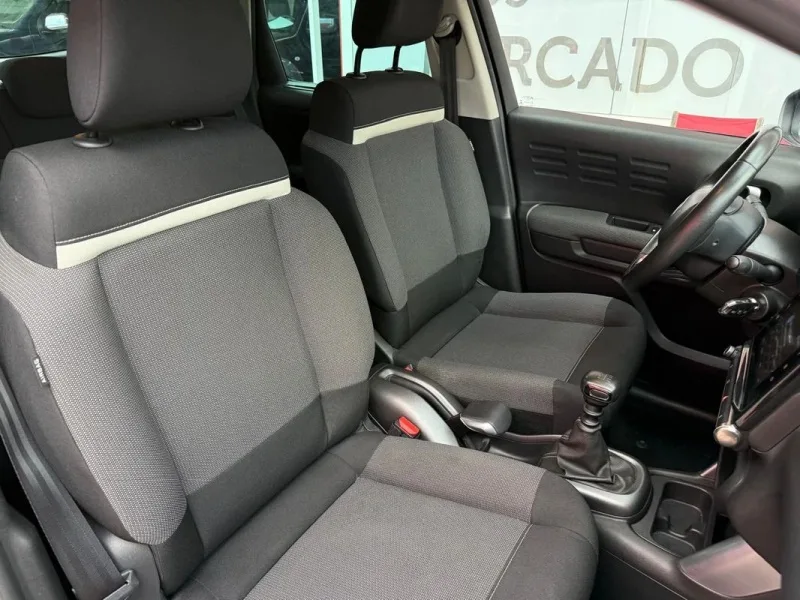 Citroën C3 Aircross 1.5 BlueHDi Shine S&S, fotografia 17