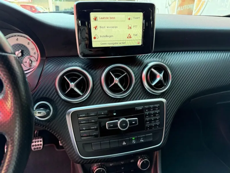 Mercedes Benz A 180 CDI BE AMG Sport, fotografia 17