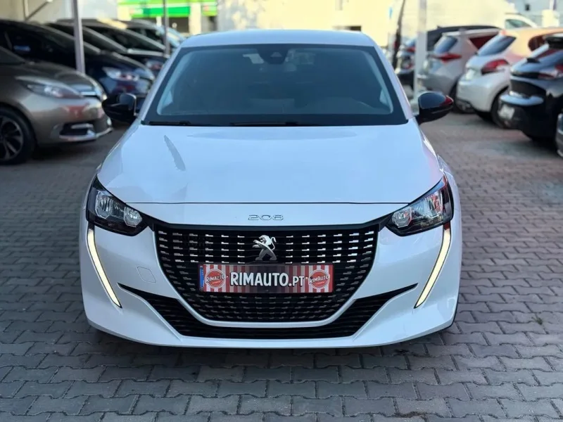 Peugeot 208 1.5 BlueHDi Allure Pack, fotografia 18