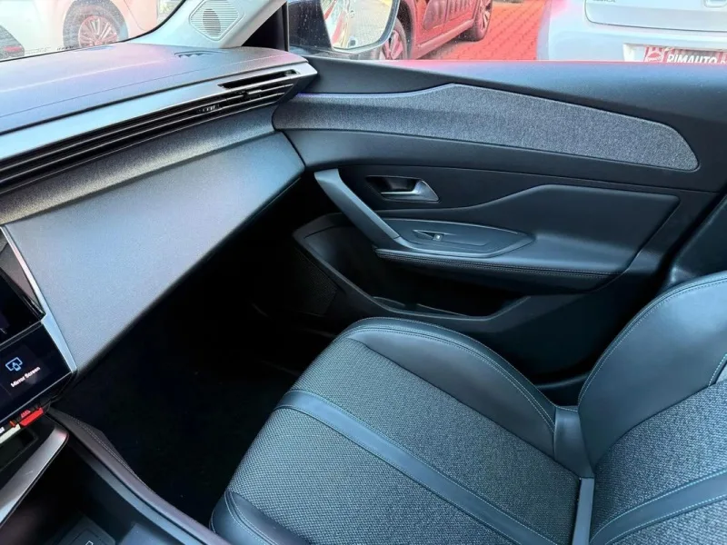Peugeot 308 SW 1.5 BlueHDi Allure Pack EAT8, fotografia 13