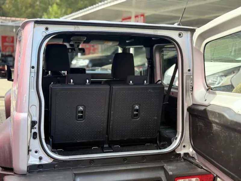 Suzuki Jimny 1.5L JLX, fotografia 12