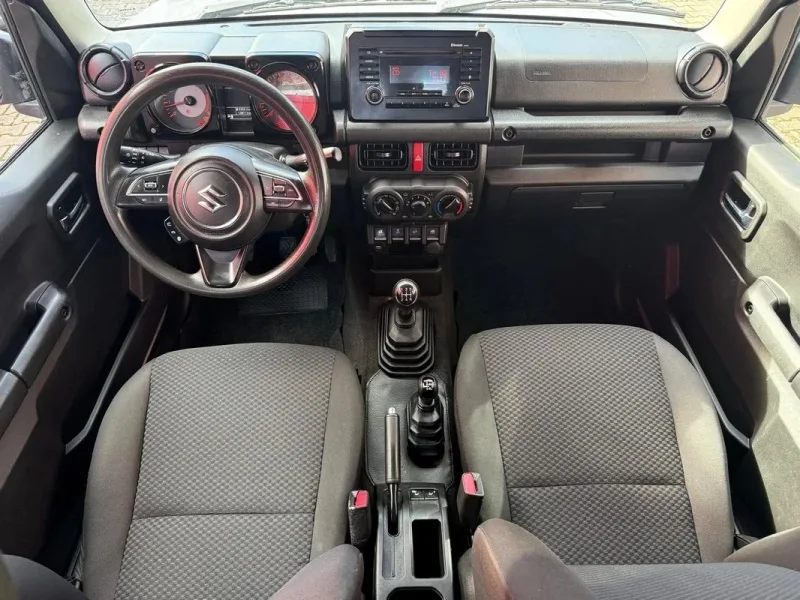 Suzuki Jimny 1.5L JLX, fotografia 5