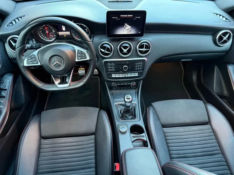 Mercedes Benz A 220, fotografia 7