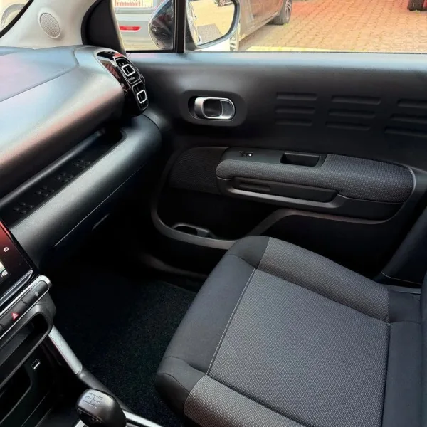 Citroën C3 Aircross 1.2 PureTech Shine, fotografia 15