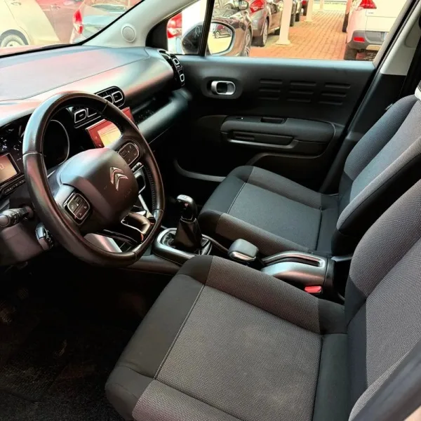 Citroën C3 Aircross 1.2 PureTech Shine, fotografia 9