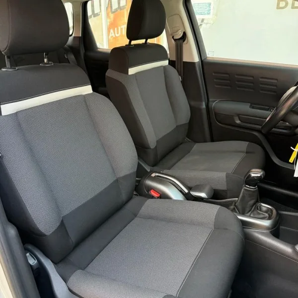 Citroën C3 Aircross 1.2 PureTech Shine, fotografia 16