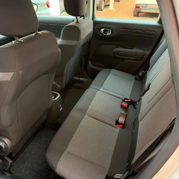 Citroën C3 Aircross 1.2 PureTech Shine, fotografia 8