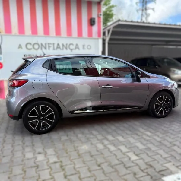 Renault Clio 0.9 TCe Limited Edition, fotografia 8