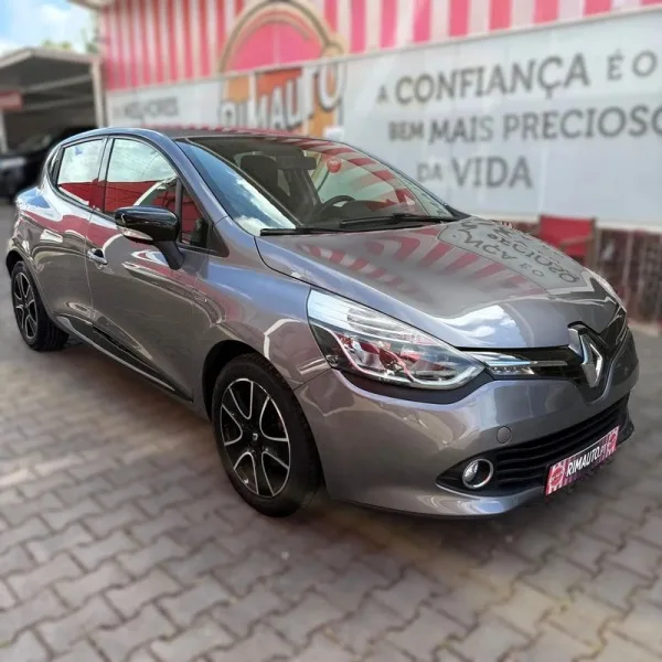 Renault Clio 0.9 TCe Limited Edition, fotografia 9