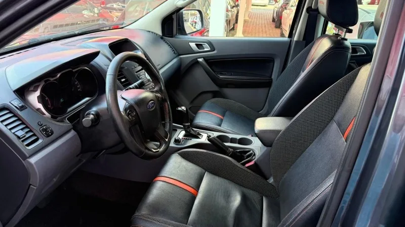 Ford Ranger 3.2 TDCi CD Wildtrak 4WD Aut., fotografia 14
