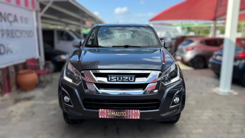 Isuzu D-Max 1.9 Ddi CD 4WD LS CM Aut., fotografia 13