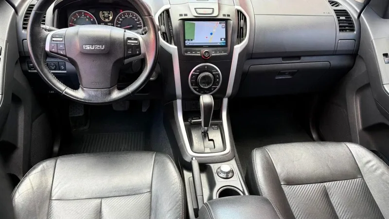 Isuzu D-Max 1.9 Ddi CD 4WD LS CM Aut., fotografia 11