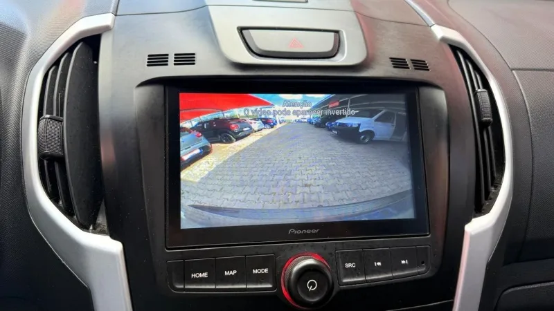 Isuzu D-Max 1.9 Ddi CD 4WD LS CM Aut., fotografia 4