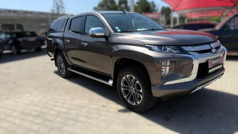 Mitsubishi L200 2.3 DI-D Strakar Space Cab Intense AT 4WD, fotografia 14