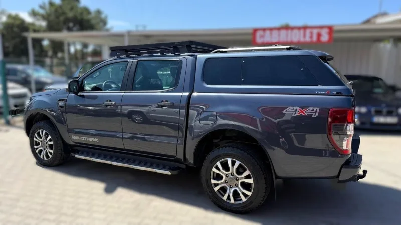 Ford Ranger 3.2 TDCi CD Wildtrak 4WD, fotografia 2