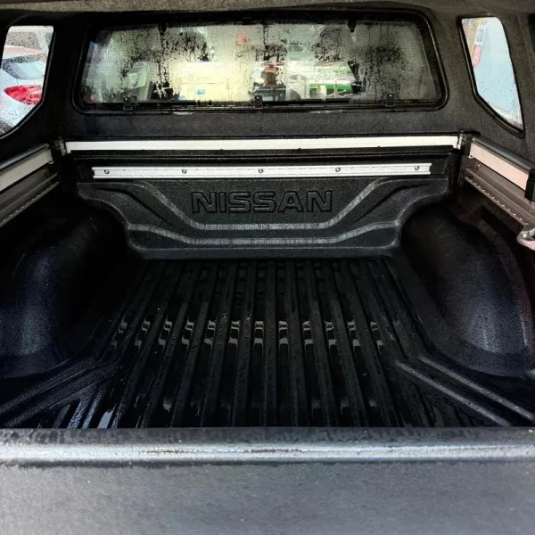Nissan Navara 2.3 dCi CD 4WD N-Connecta, fotografia 17