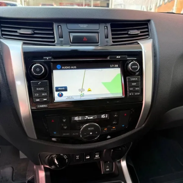 Nissan Navara 2.3 dCi CD 4WD N-Connecta, fotografia 3