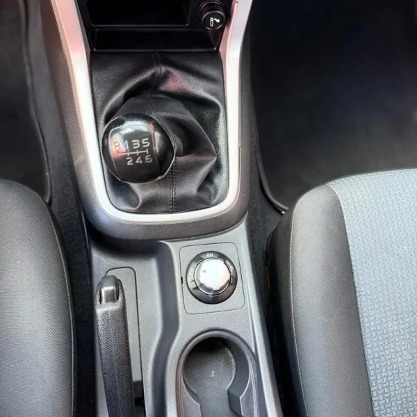 Isuzu D-Max 2.5 DTi CD 4WD LS Sport Edition, fotografia 13