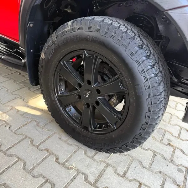 Isuzu D-Max 2.5 DTi CD 4WD LS Sport Edition, fotografia 6