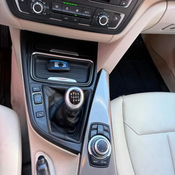 BMW 318 d Line Modern, fotografia 9