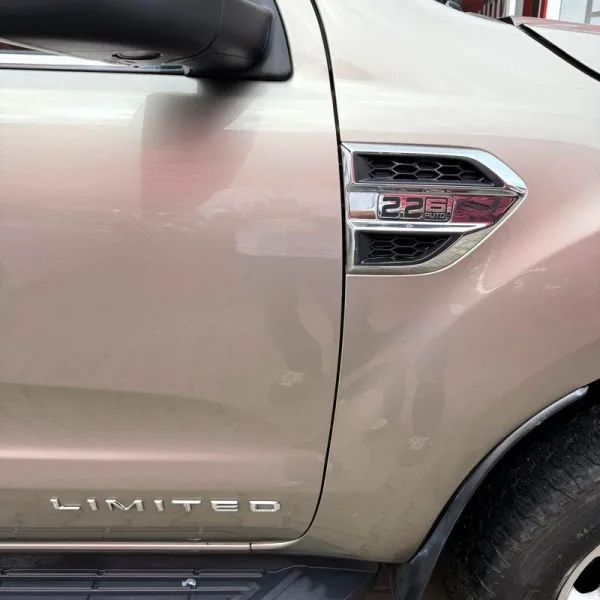 Ford Ranger 2.2 TDCi CD Limited 4WD Aut., fotografia 7
