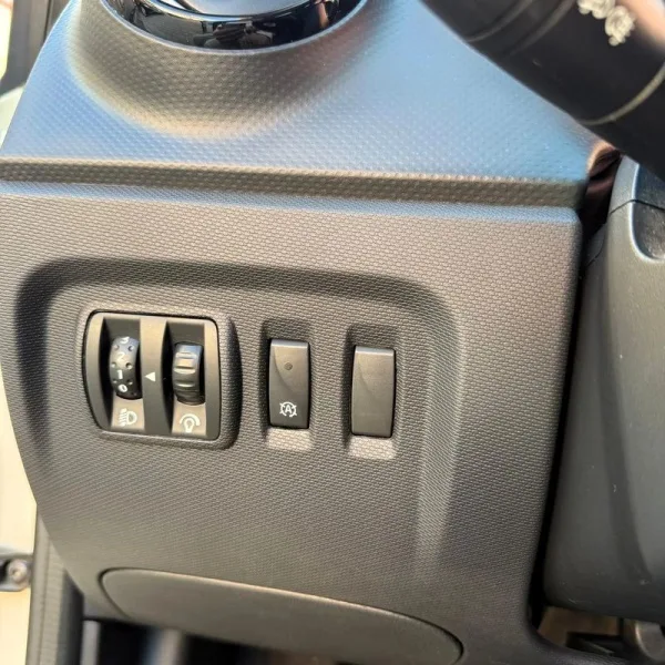 Renault Captur 0.9 TCE Exclusive, fotografia 15