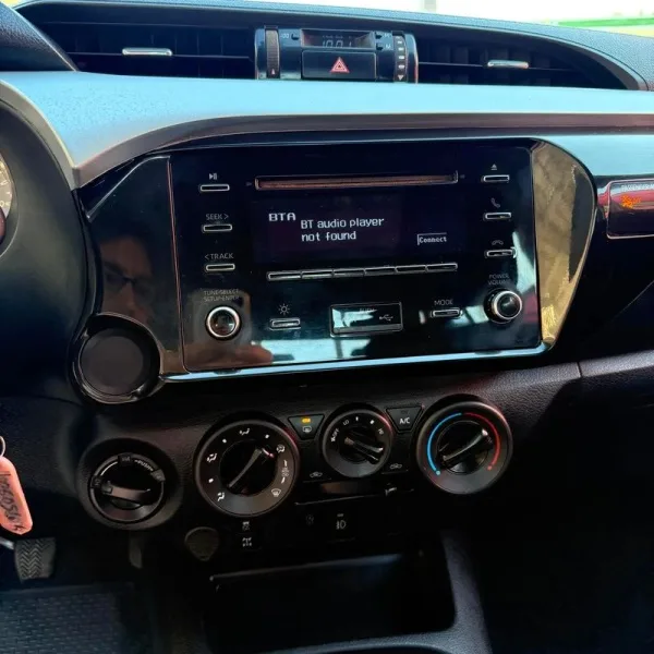 Toyota Hilux 2.4 D-4D 4WD Tracker, fotografia 6