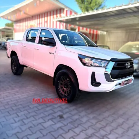 Toyota Hilux 2.4 D-4D 4WD Tracker