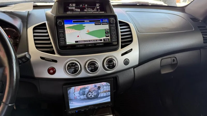 Mitsubishi L200 2.4 DI-D CD Instyle Strakar 4WD, fotografia 4